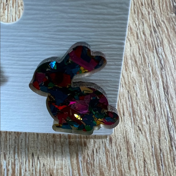 Source Unknown Multicolor Bunny Earrings NWT - Picture 5 of 8